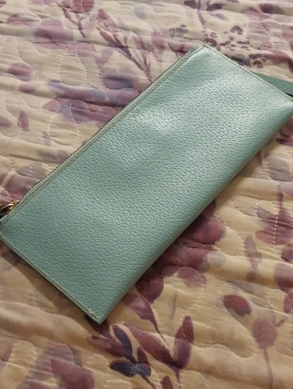 Kate Spade New York Wellesley Slim Neda wristlet.